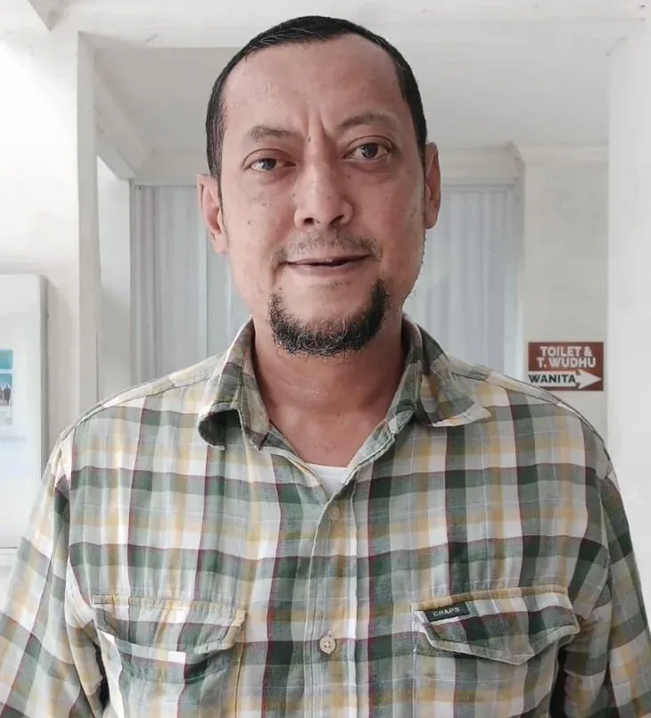 Farry Hanief
